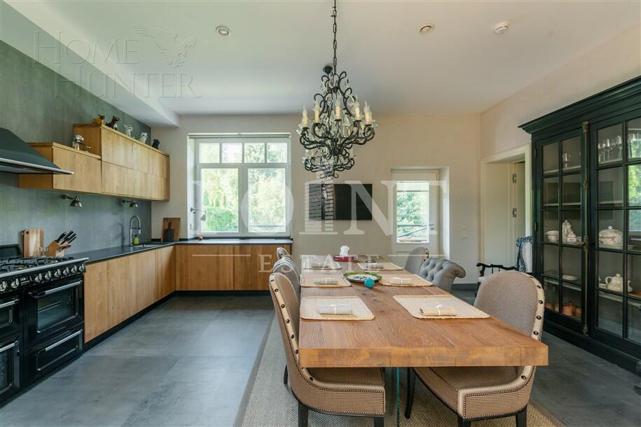 2-этажный коттедж 600 м² с отделкой