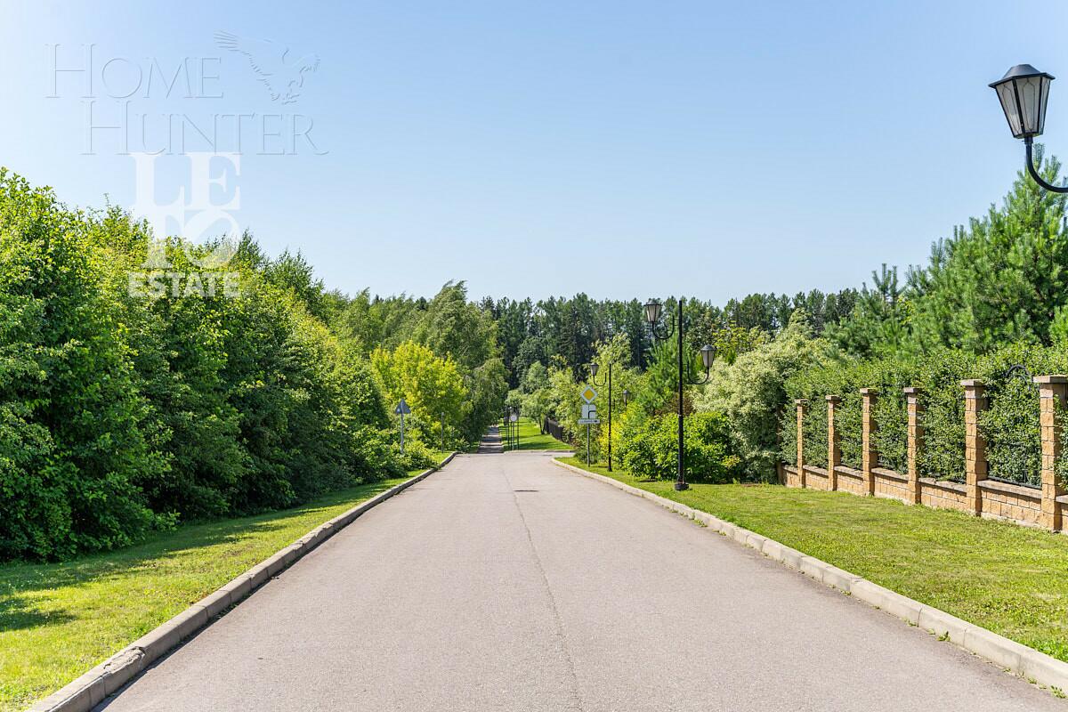 2-этажный коттедж 580 м² без отделки