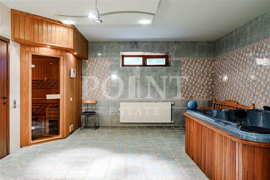 1-этажный коттедж 450 м² с отделкой