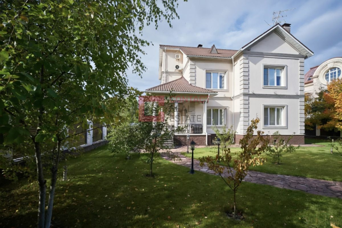 2-этажный коттедж 500 м² с отделкой