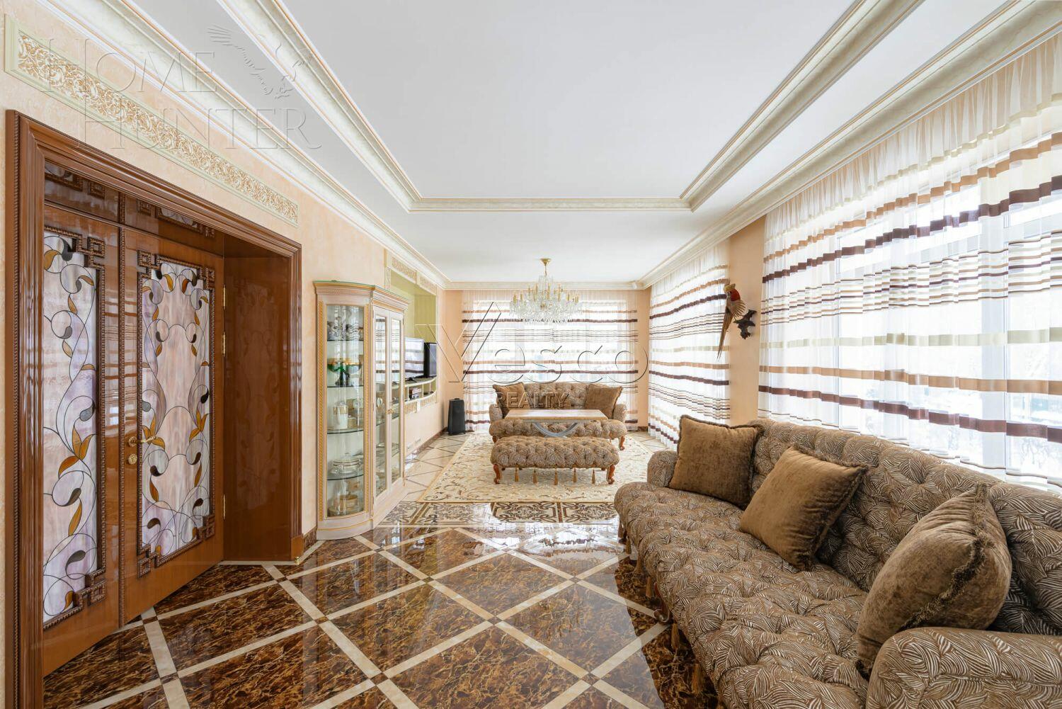 2-этажный коттедж 568 м² с отделкой