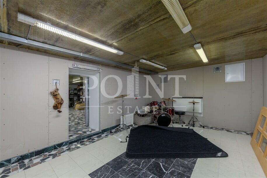 2-этажный коттедж 600 м² с отделкой