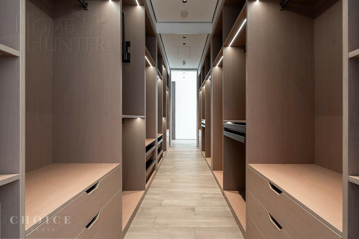 2-этажный коттедж 698 м² с отделкой