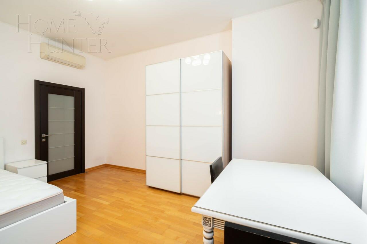 4-КОМН. КВАРТИРА С ОТДЕЛКОЙ 162 М² НА 3 ЭТАЖЕ