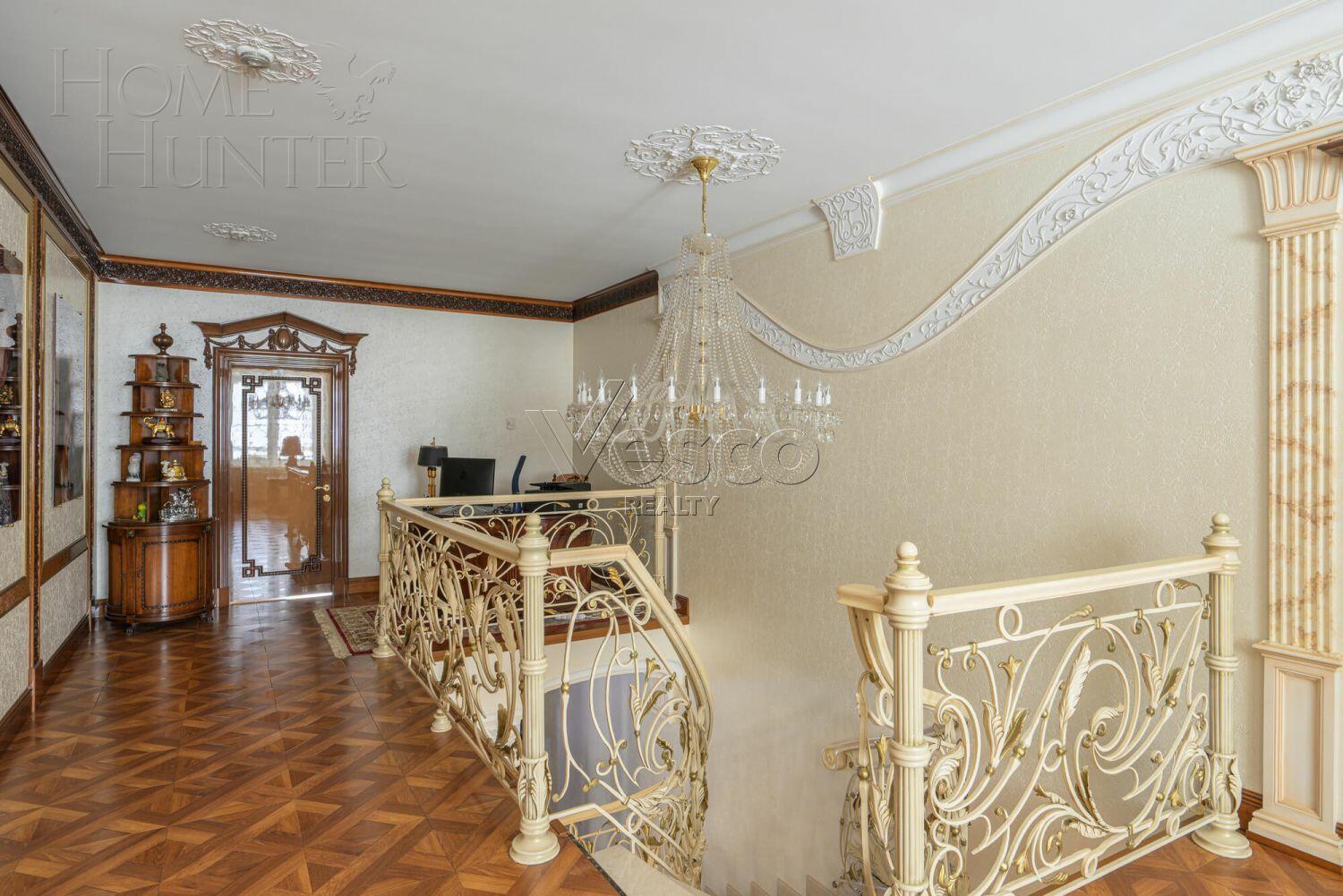 2-этажный коттедж 568 м² с отделкой