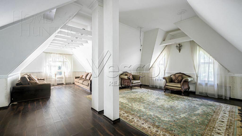3-этажный коттедж 580 м² с отделкой
