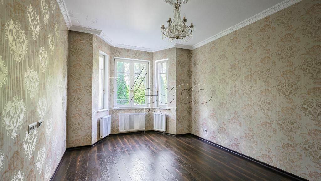 3-этажный коттедж 580 м² с отделкой