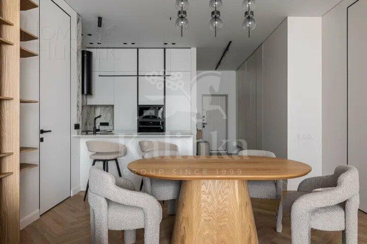 3-КОМН. КВАРТИРА С ОТДЕЛКОЙ 90 М² НА 22 ЭТАЖЕ