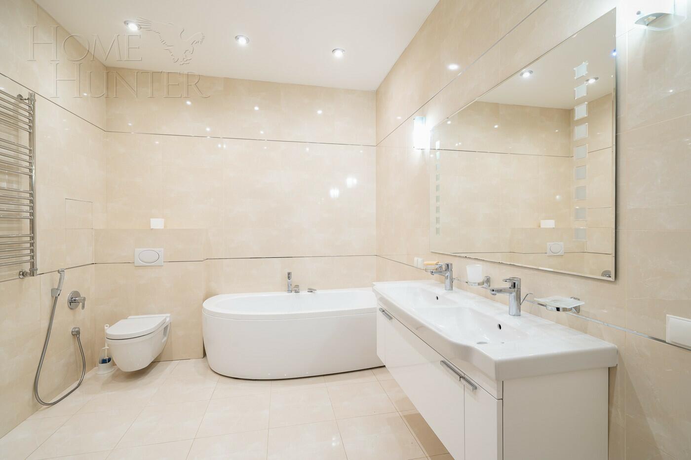 4-КОМН. КВАРТИРА С ОТДЕЛКОЙ 162 М² НА 3 ЭТАЖЕ