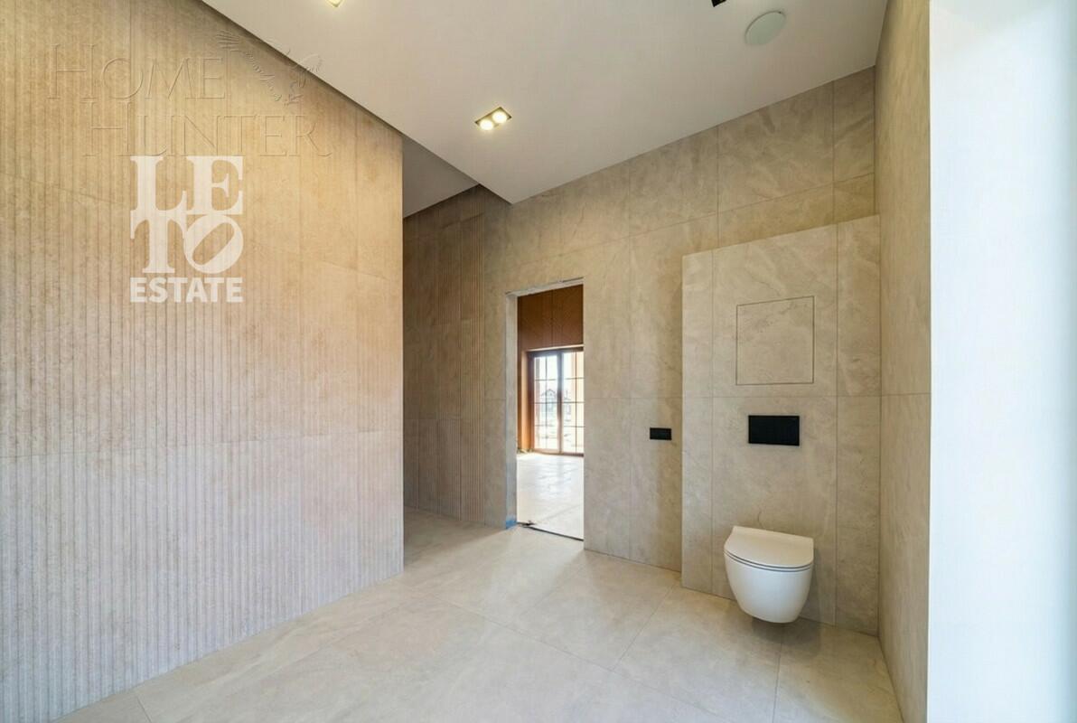 2-этажный коттедж 303 м² с отделкой