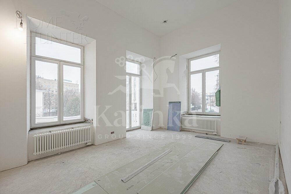 4-КОМН. КВАРТИРА С ОТДЕЛКОЙ 210 М² НА 2 ЭТАЖЕ