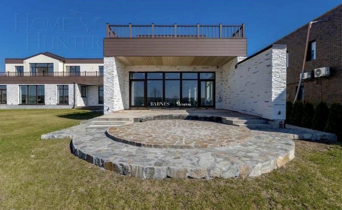 2-этажный коттедж 1 034 м² без отделки