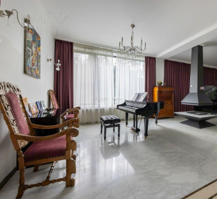 2-этажный коттедж 500 м² с отделкой