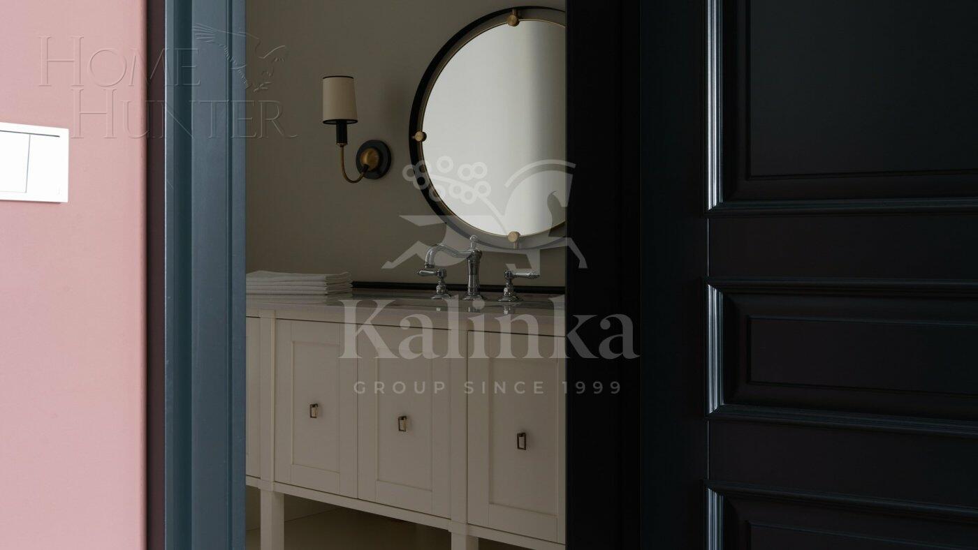 5-КОМН. КВАРТИРА С ОТДЕЛКОЙ 249 М² НА 4 ЭТАЖЕ