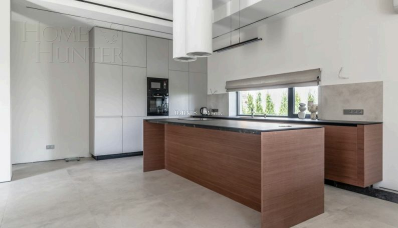 2-этажный коттедж 348.5 м² с отделкой