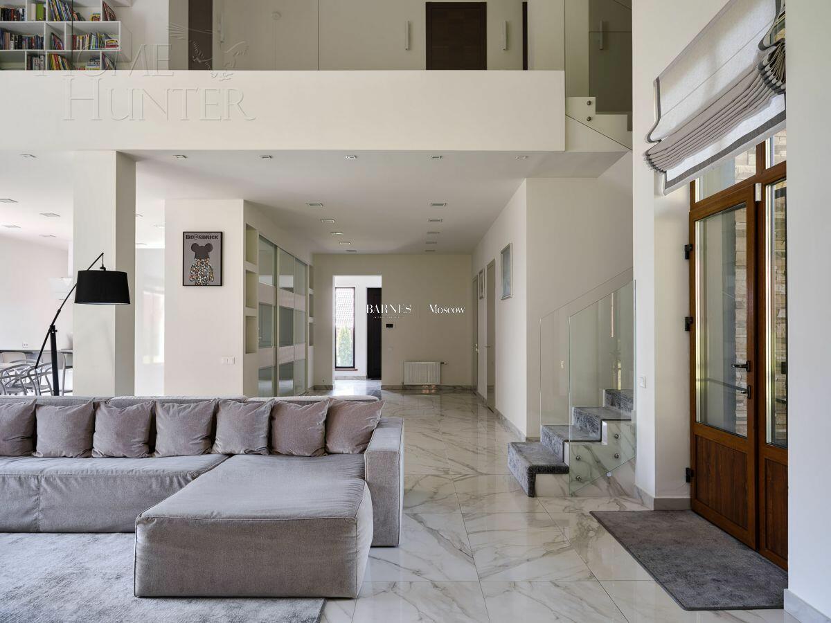 2-этажный коттедж 364 м² с отделкой