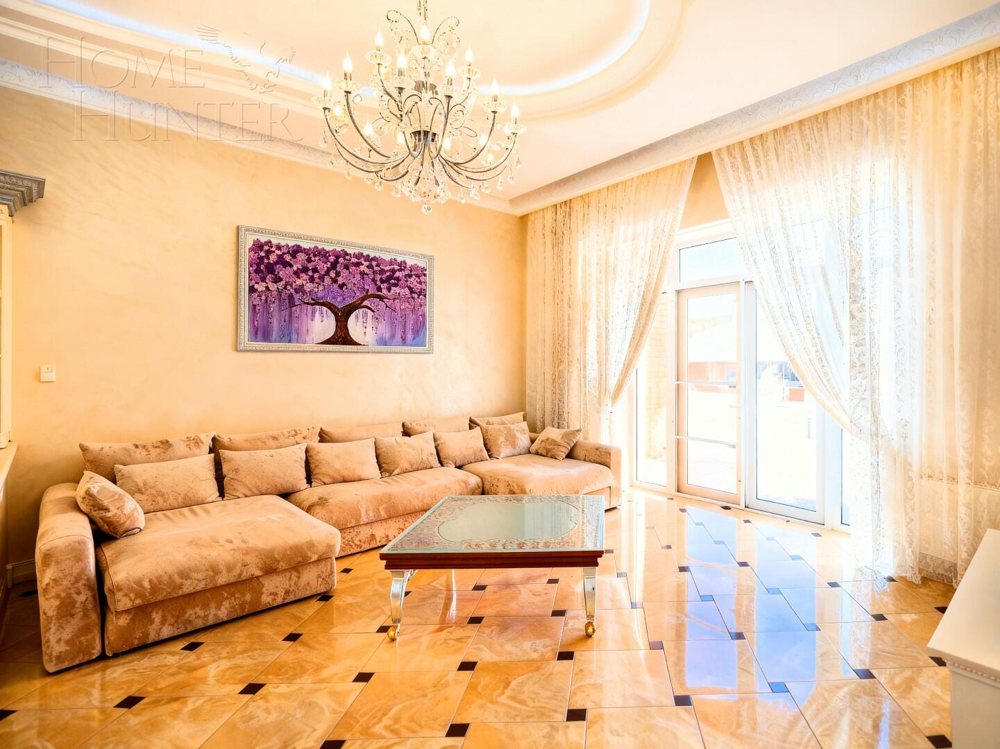 3-этажный коттедж 707.9 м² с отделкой