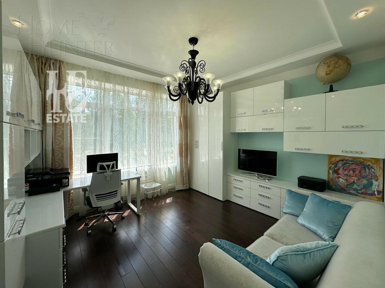 2-этажный коттедж 345 м² с отделкой