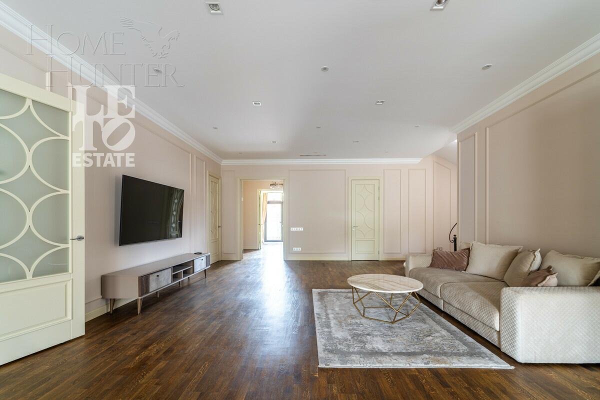 2-этажный коттедж 650 м² с отделкой