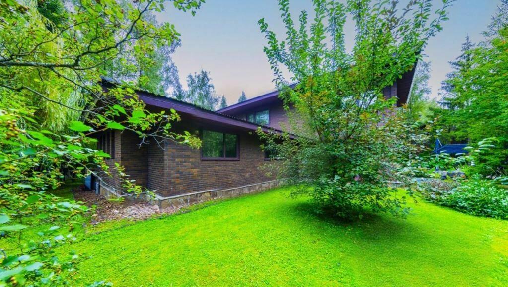 2-этажный коттедж 450 м² с отделкой