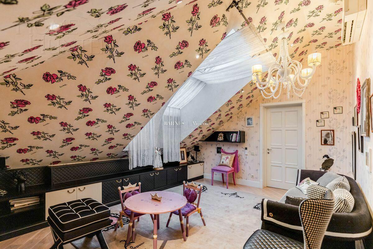 2-этажный коттедж 1 624 м² с отделкой