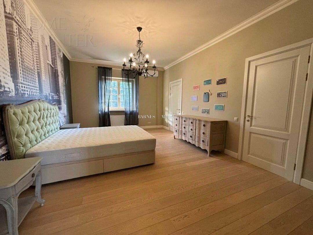 2-этажный коттедж 550 м² с отделкой