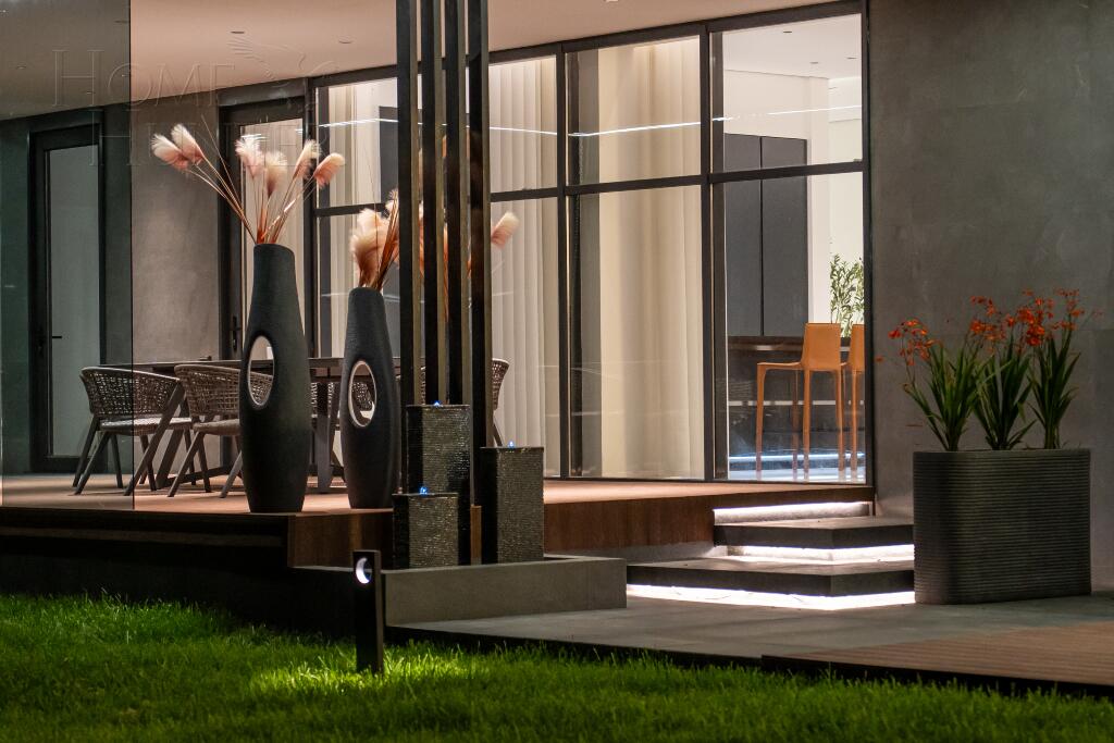 2-этажный коттедж 698 м² с отделкой