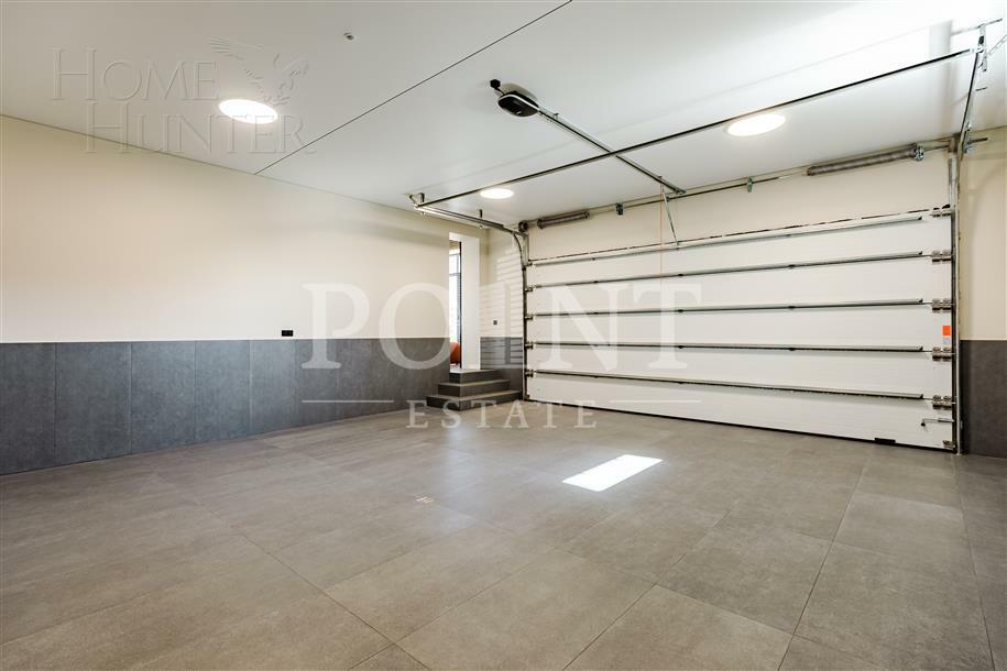 2-этажный коттедж 324 м² с отделкой