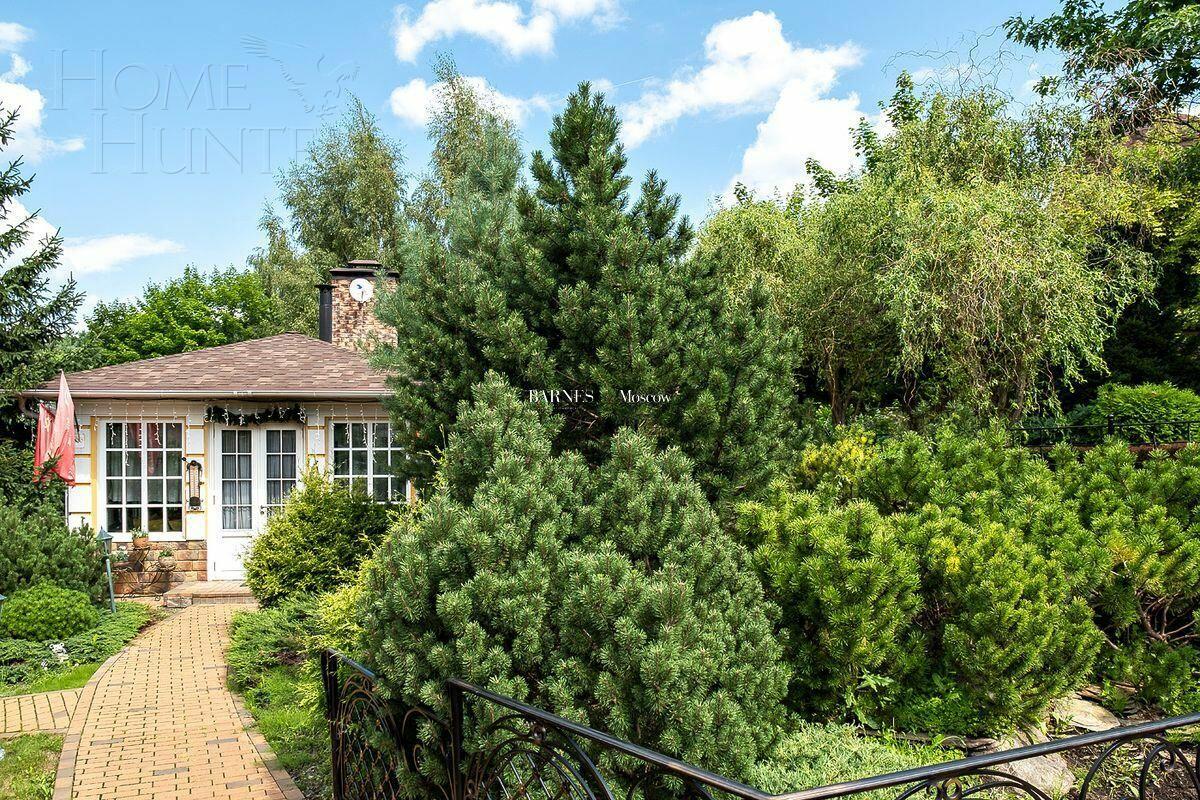 2-этажный коттедж 1 624 м² с отделкой