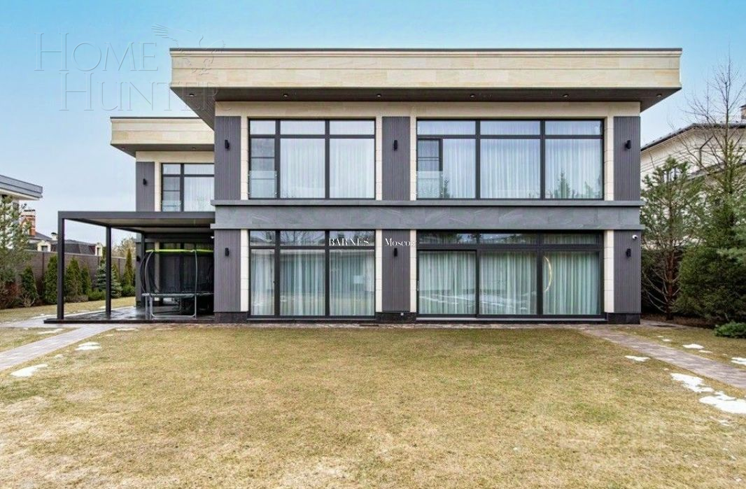 2-этажный коттедж 1 145 м² с отделкой