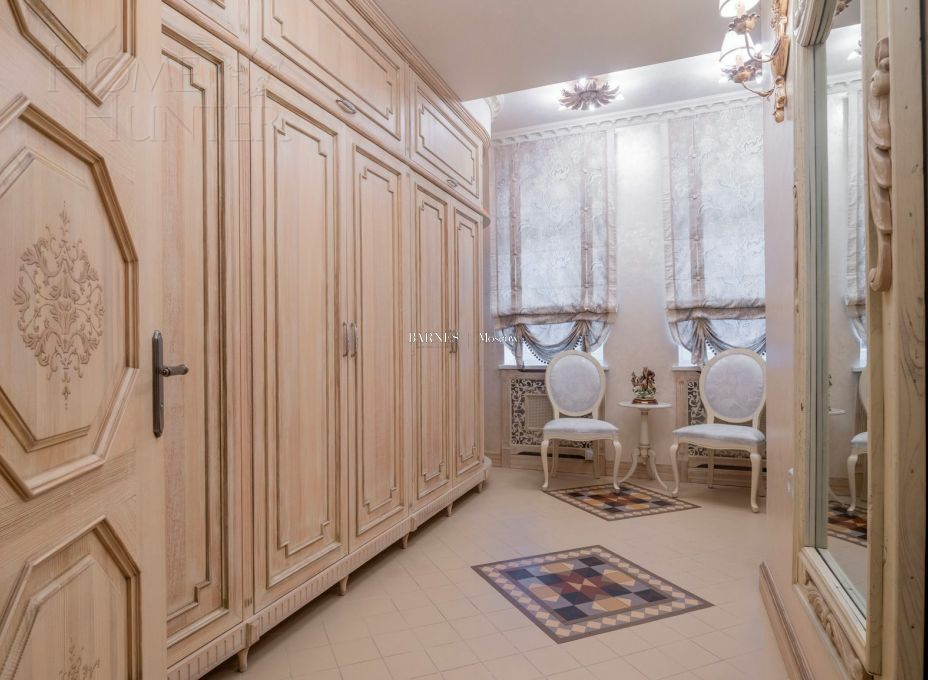 2-этажный коттедж 612 м² с отделкой