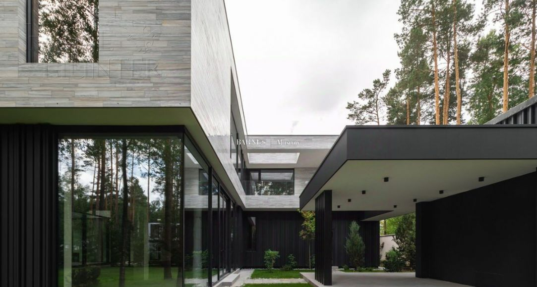 2-этажный коттедж 1 050 м² без отделки