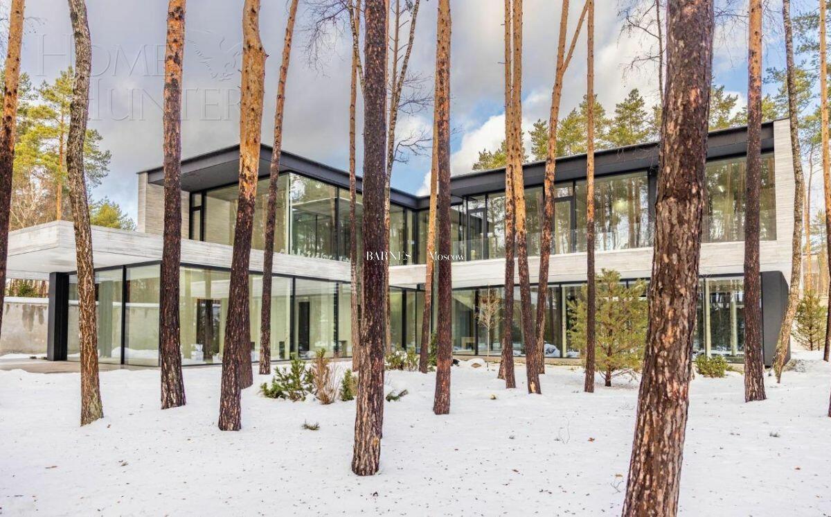 2-этажный коттедж 1 050 м² без отделки