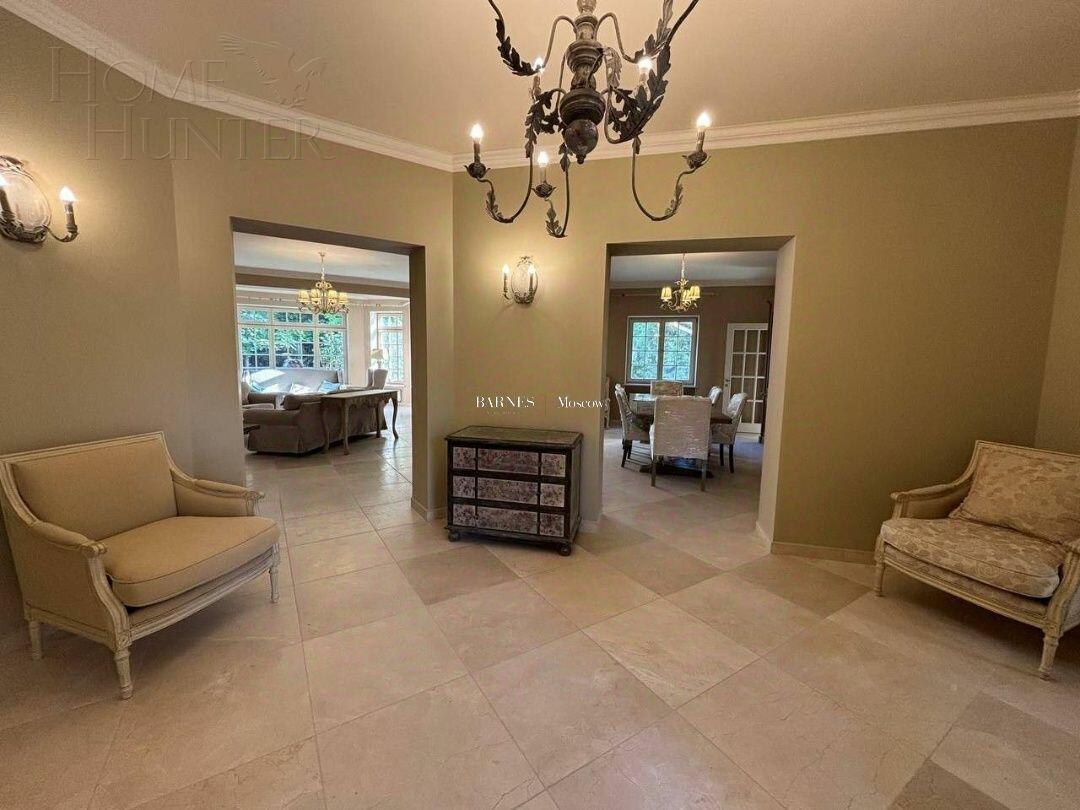 2-этажный коттедж 550 м² с отделкой