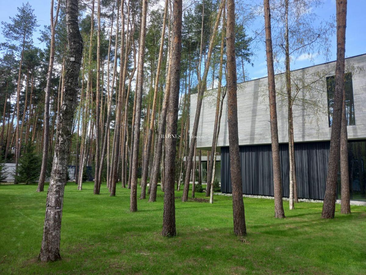 2-этажный коттедж 1 050 м² без отделки