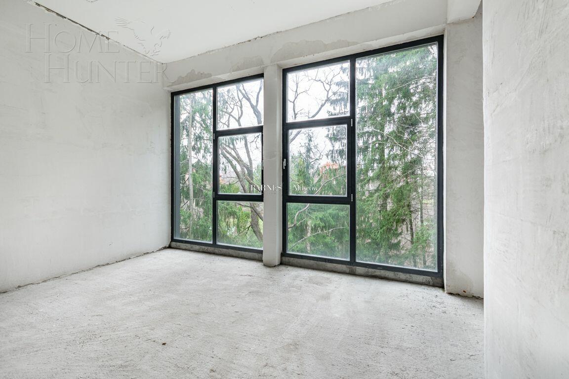 2-этажный коттедж 1 050 м² без отделки