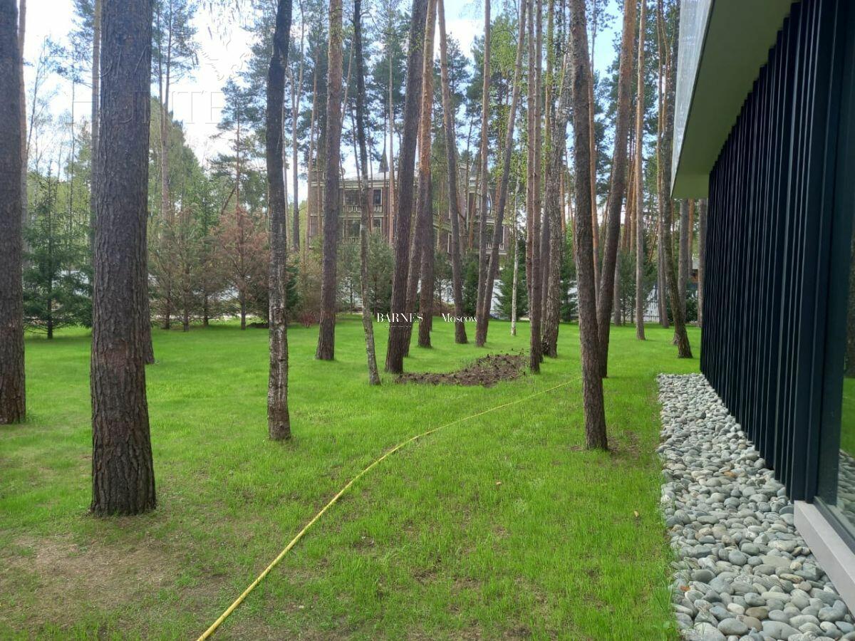 2-этажный коттедж 1 050 м² без отделки