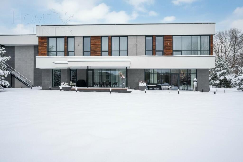 2-этажный коттедж 698 м² с отделкой