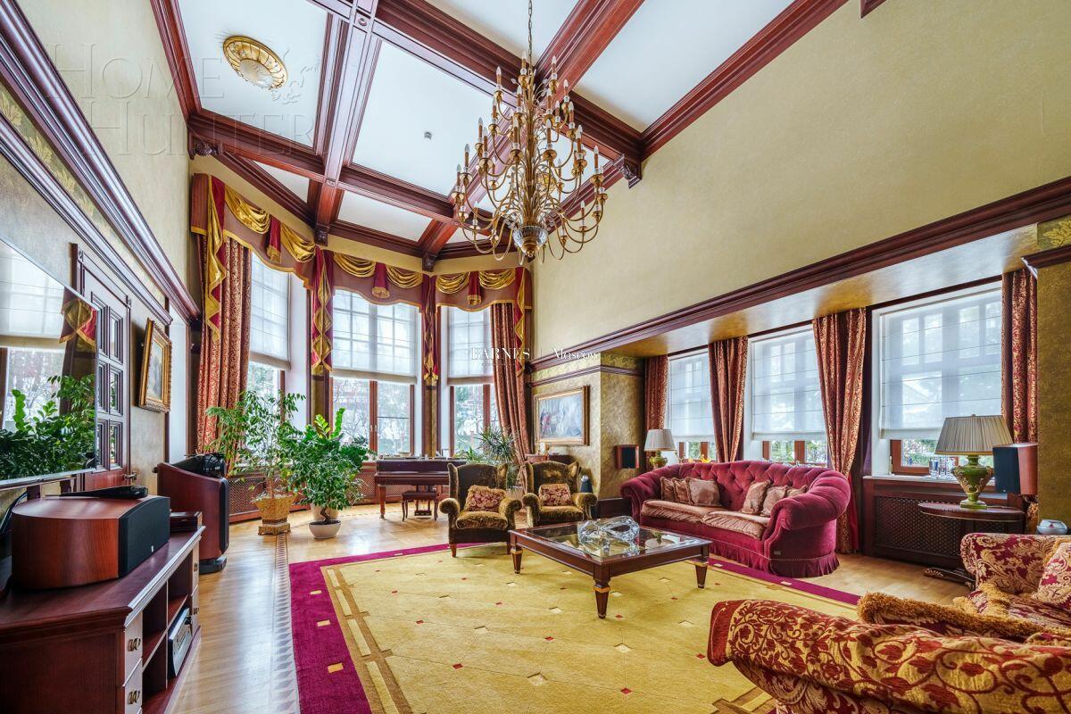 2-этажный коттедж 761 м² с отделкой