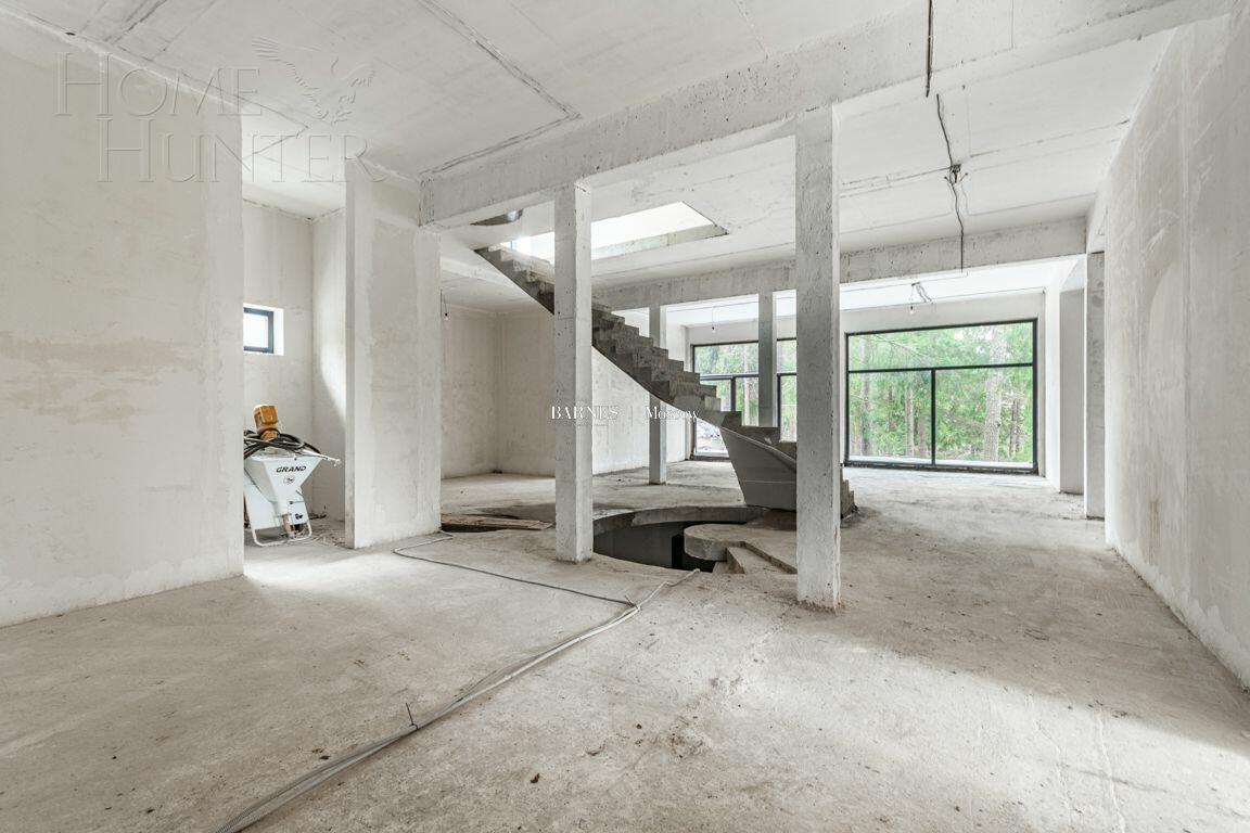 2-этажный коттедж 1 050 м² без отделки