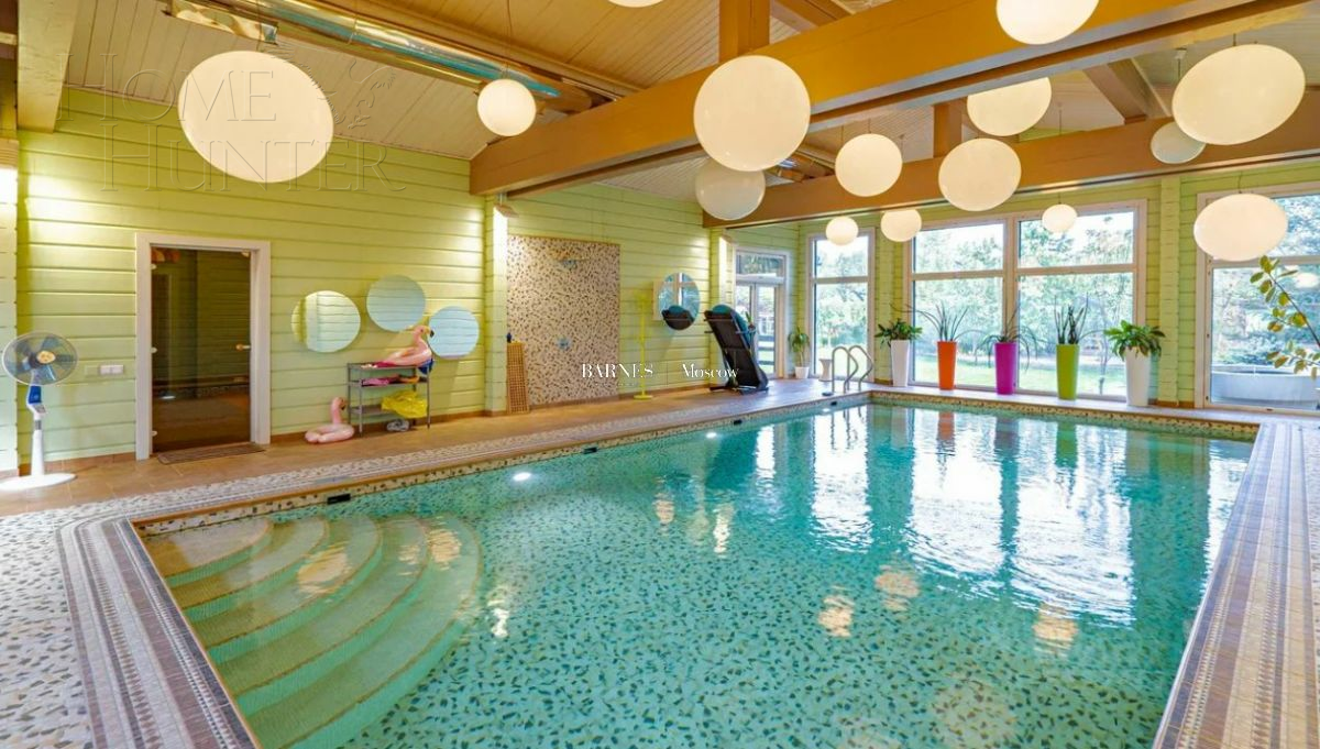 2-этажный коттедж 1 456 м² с отделкой