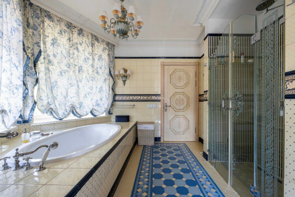 2-этажный коттедж 612 м² с отделкой