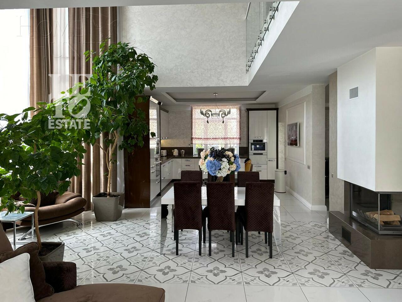 2-этажный коттедж 345 м² с отделкой