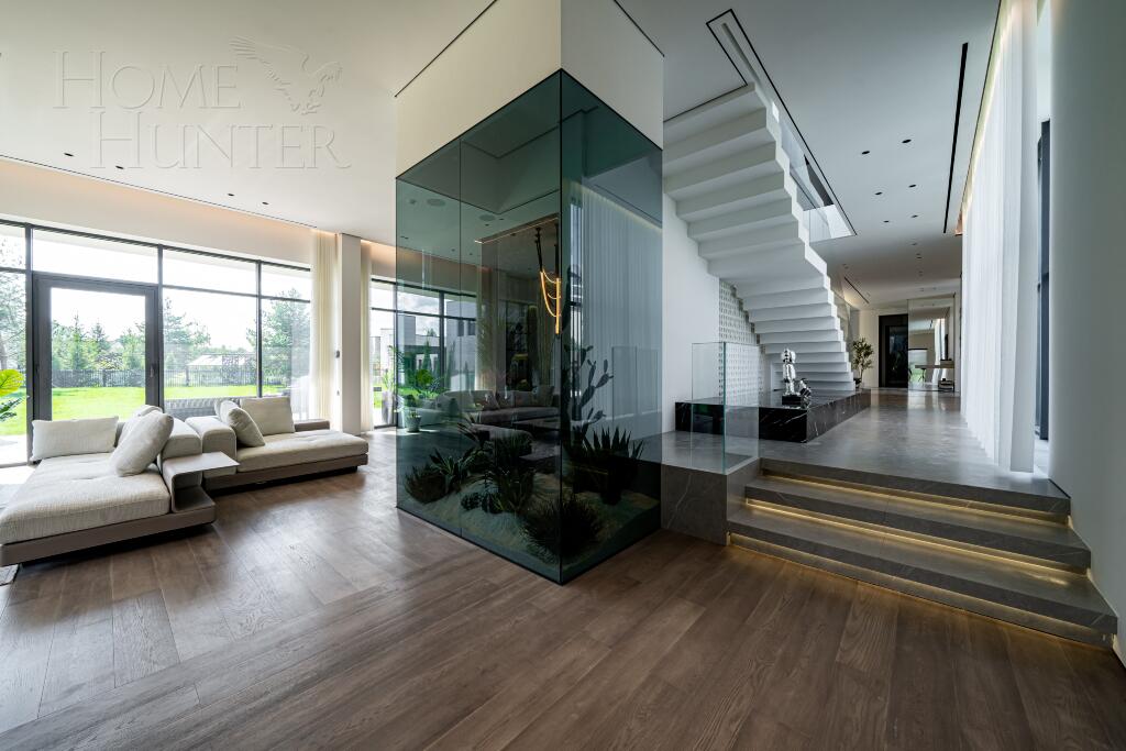 2-этажный коттедж 698 м² с отделкой