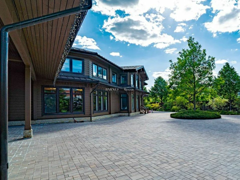 2-этажный коттедж 1 456 м² с отделкой