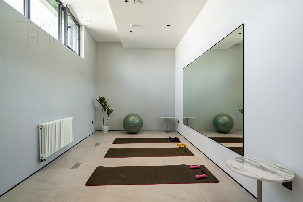 2-этажный коттедж 698 м² с отделкой