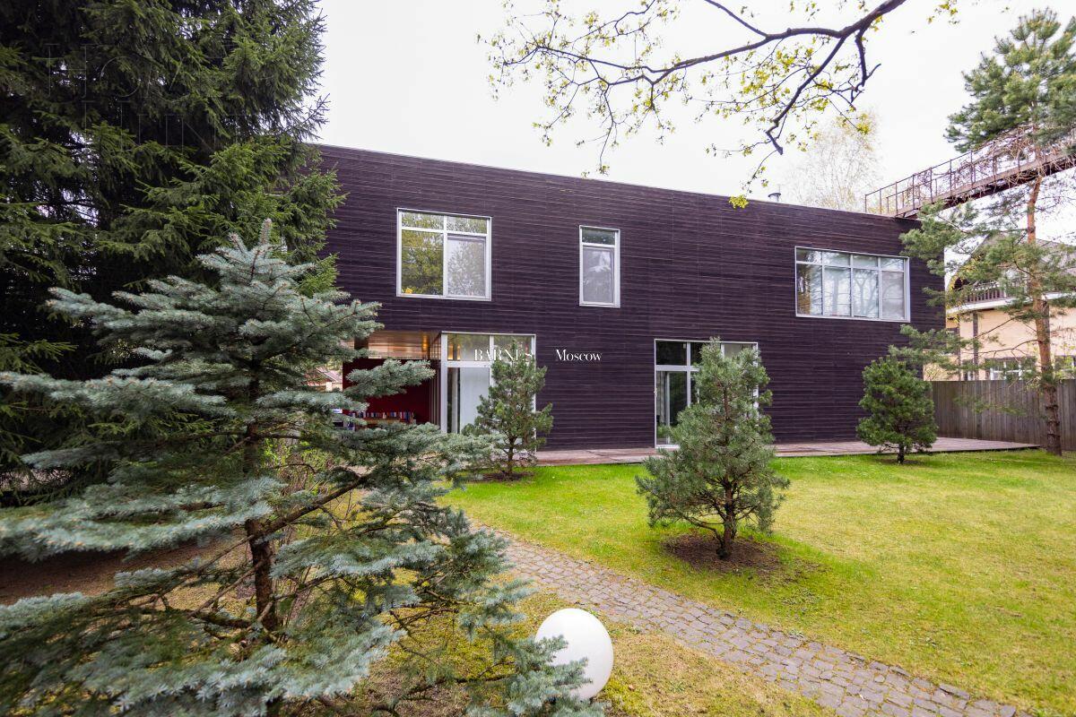 2-этажный коттедж 265.9 м² с отделкой