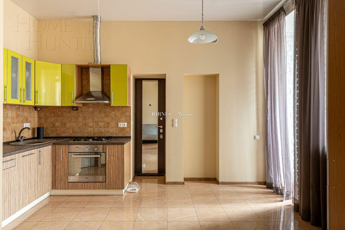 3-УРОВНЕВЫЙ ПЕНТХАУС С ОТДЕЛКОЙ 350 М² НА 7 ЭТАЖЕ