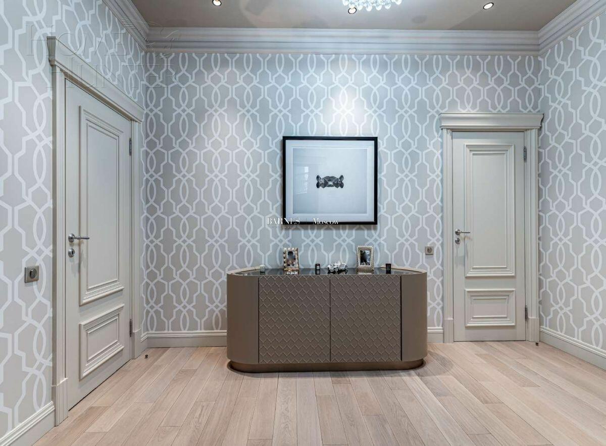 2-этажный коттедж 1 500 м² с отделкой