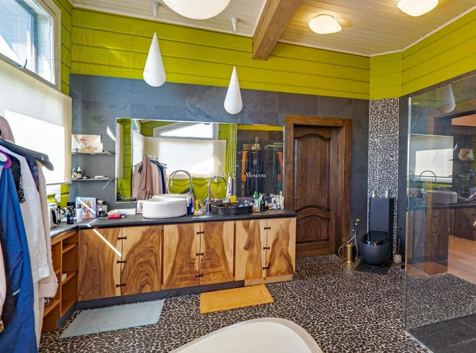 2-этажный коттедж 1 456 м² с отделкой